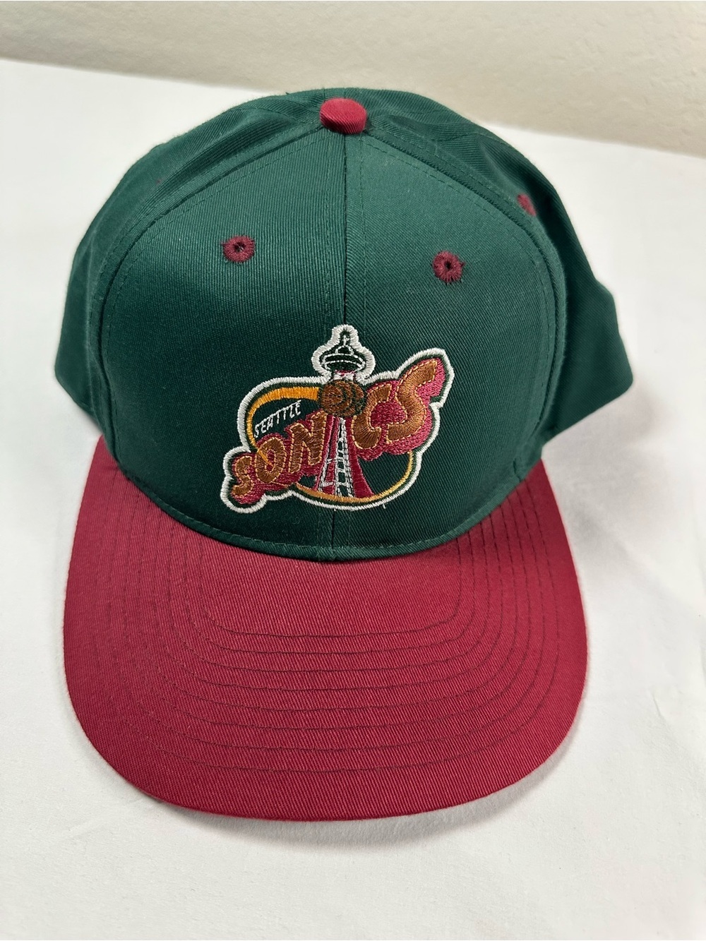 Vintage 90s NBA Seattle Supersonics Snapback Hat SONICS Green/Red